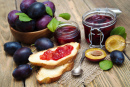 Plum Jam Sandwiches