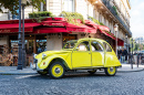 Citroen 2CV in Paris