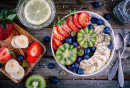 Oatmeal with Fruits and Berries