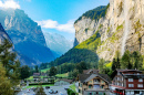 Staubbach Falls, Lauterbrunnen, Switzerland