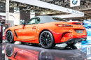 Orange BMW Z4 Cabriolet in Paris