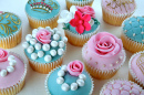 Luxurious Decorated Cupcakes